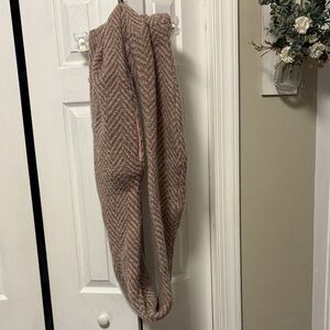 Herringbone Knit Scarf